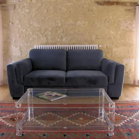Maison Saint-pe Bed and Breakfast 4*