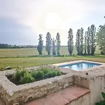 Maison Saint-pe Bed & Breakfast 4*