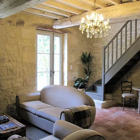 Maison Saint-pe Bed & Breakfast 3*