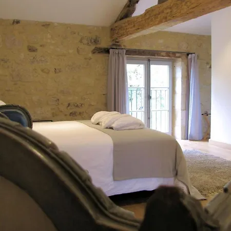 Maison Saint-pe Bed & Breakfast 3*