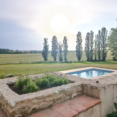 Maison Saint-pe Bed & Breakfast 4*