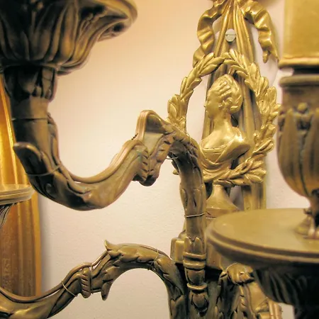 Bed & Breakfast Maison Saint-pe 4*