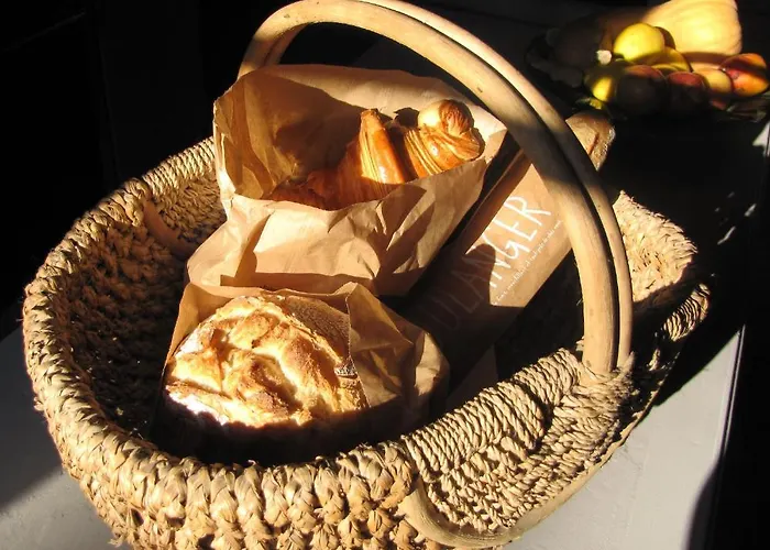 Maison Saint-pe Oda ve Kahvaltı 4*