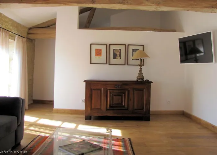 Oda ve Kahvaltı Maison Saint-pe 4*