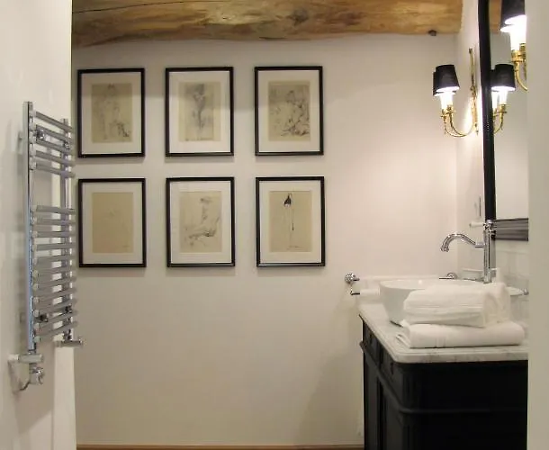 Oda ve Kahvaltı Maison Saint-pe 4*